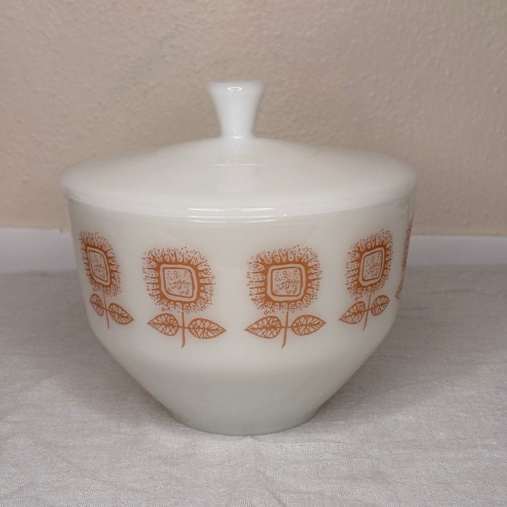 Federal Glass Sugar Bowl Unisex OS White Excellent Sunflower Milk Glass Lid